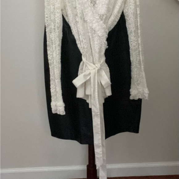 Anne Fontaine lace blouse. - Picture 2 of 8